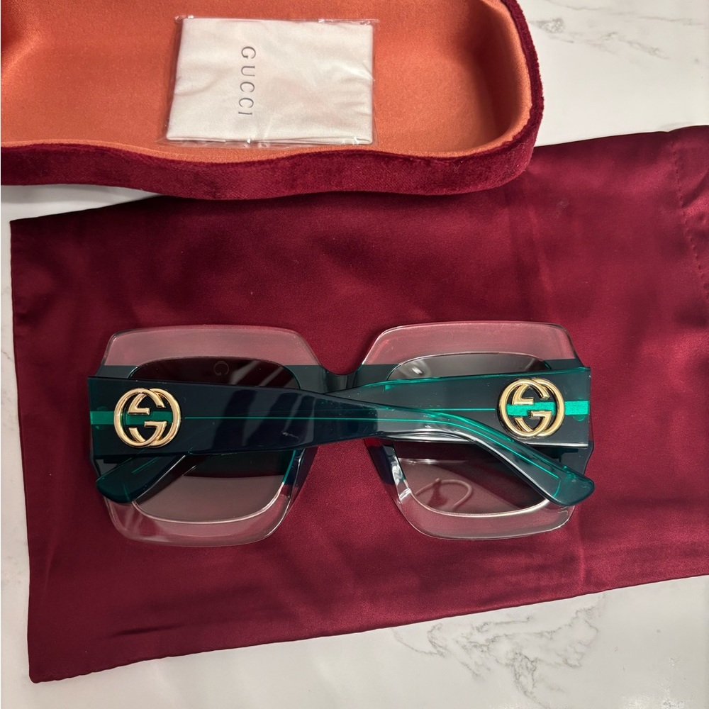 Gucci Women's Sunglasses with Blue and Red Accents - Picture 2 of 4